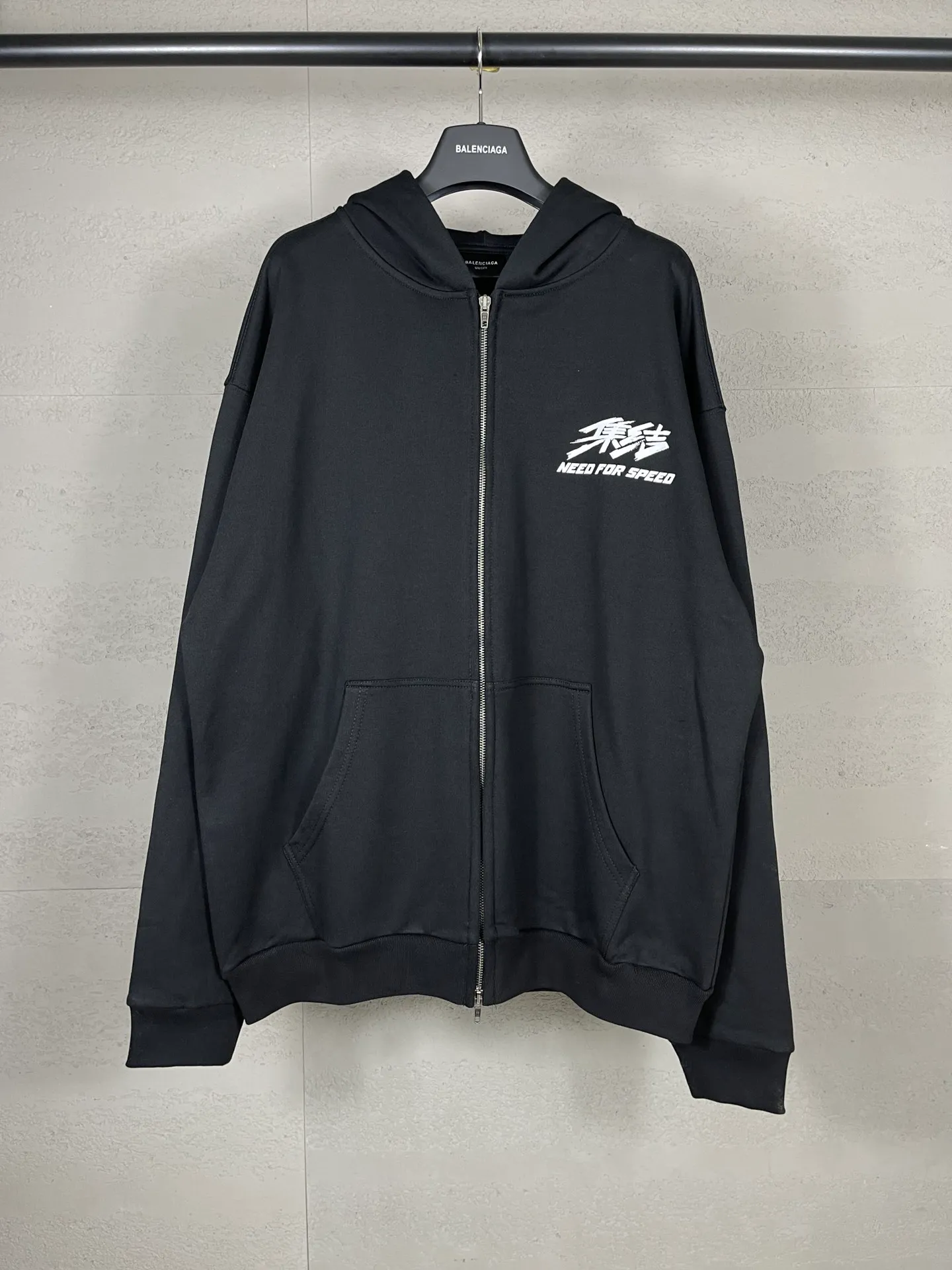 【 . Quality】BALENCI*GA/ .SS 24New Arrival Balenciaga / : Series. . . Authentic ， ！ ZP 。 460 ， . ， ，。 。 ， ， . OS . Same Style ：BL 238906 ：Black Size：XS S M L